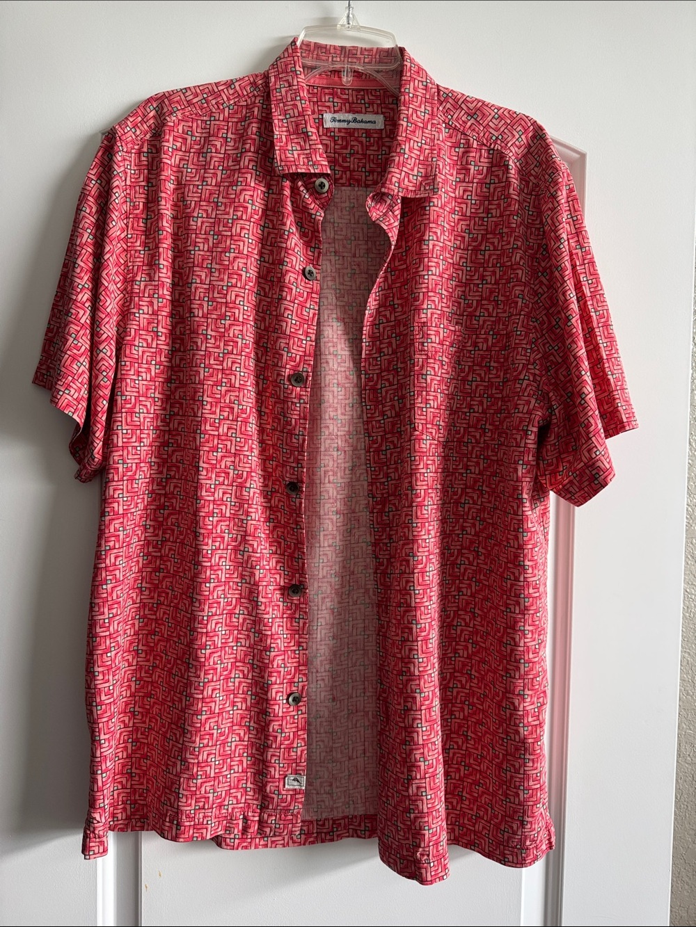 Tommy Bahama Men's Short-Sleeve Button-Down Shirt in Red Geometric Print